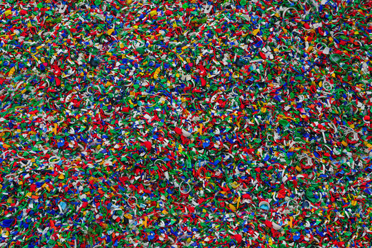 Plastic recycling process, Bottle flakes recycling, Shredding plastic