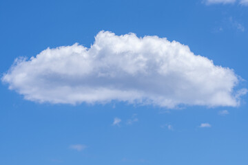Cumulus clouds are clouds that have flat bases and are often described as puffy, cotton-like, or fluffy in appearance. Kamoana Pl / Aliinui Dr, Ko Olina , Honolulu, Oahu, Hawaii