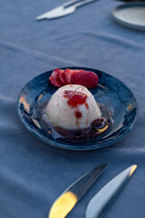 Strawberry ice cream desert 