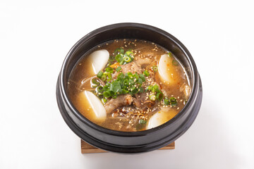 トック（韓国餅）入りカルビスープ　（カルビクッパ風）