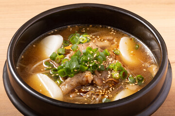 トック（韓国餅）入りカルビスープ　（カルビクッパ風）