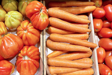 carote e pomodori, carrots and tomatoes