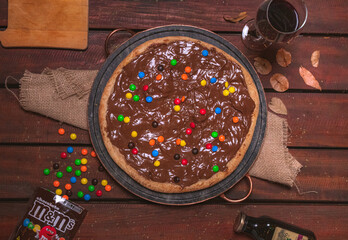 chocolate pizza