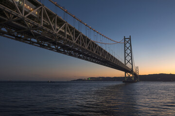夕暮れの明石海峡