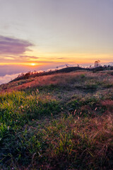 Obraz premium sunrise over the mountains