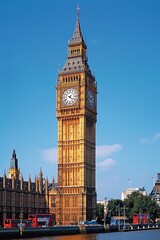 Obraz premium A picturesque view of Big Ben towering over the River Thames in London