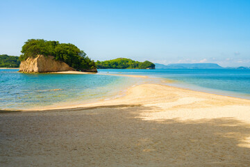 Fototapeta premium エンジェルロードと瀬戸内海 香川県の小豆島 旅行