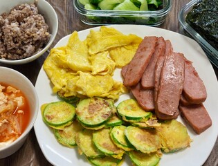 한국의 가정식, 식사, 요리, 다양한
