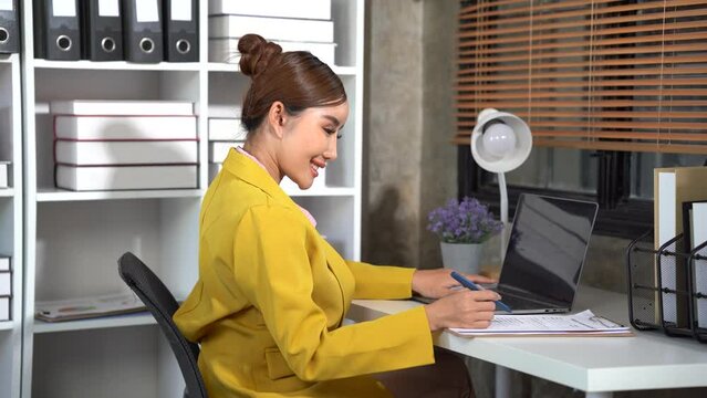 Successful business concept, Businesswoman holds and point financial document to analyzing dat