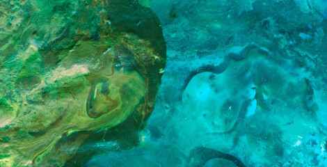 Lively and Intricate Psychedelic Patterns Merging into a Captivating Abstract Composition
