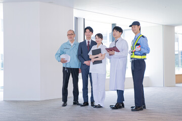 Fototapeta premium 様々な職種で働く人々