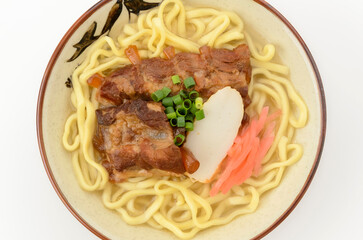沖縄そば　軟骨ソーキそば