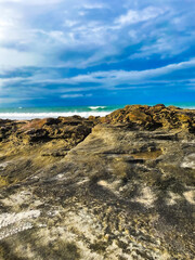 Obraz premium rocks on the beach