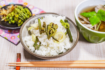 山菜おこわ