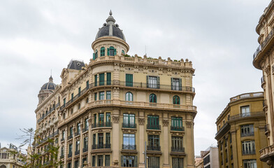 Obraz premium Gothic building in historic centrum of Barcelona