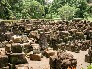 stones from the ruins of ancient civilizations which, if arranged, would become temples
