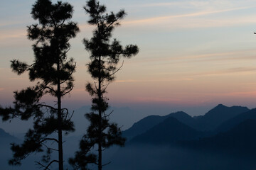 Fototapeta premium sunset in the mountains