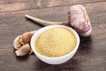Dry granulated garlic aroma seasoning