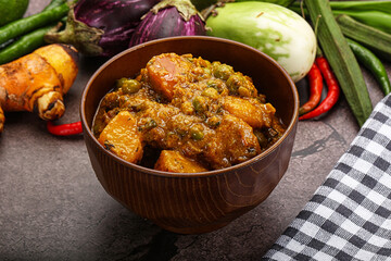 Indian traditional cuisine Aloo mutter