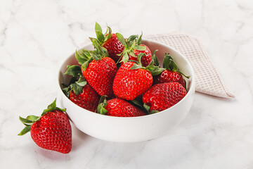 Sweet srawberry in the bowl