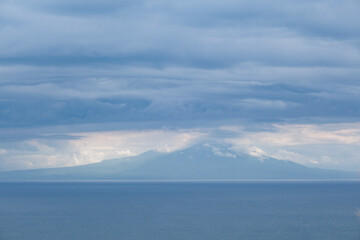 スマイチ展望台から見る噴火湾越しの北海道駒ヶ岳