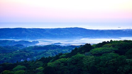 長崎県対馬市の烏帽子岳展望台から見える山々
