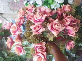 bouquet of roses artifisial flowers