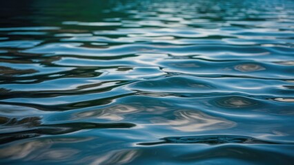 Fototapeta premium The partially blurry image of the lake is calm and charming, reflecting the beauty of the sky above