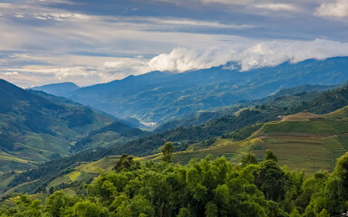 Fototapeta premium Mu Cang Chai terraced fields, Yen Bai, Vietnam
