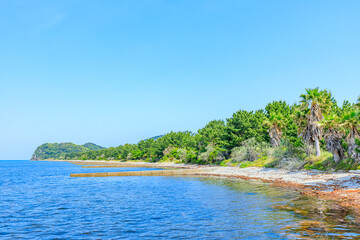 初夏の青海島　波の橋立　山口県長門市　Aomi Island in early summer....