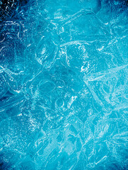 icecubes background,icecubes texture,icecubes wallpaper,ice helps to feel refreshed and cool water from the icecubes helps the water refresh your life and feel good.ice drinks for refreshment business