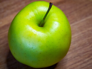 Image focused on one apple, suitable for educational content about fruits.