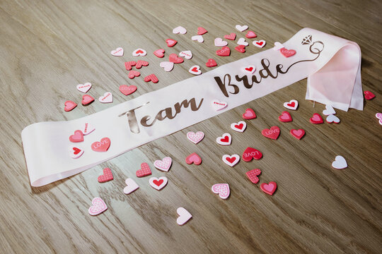 Sash team bride. Team bride. Bride to be. transparent background. Png. hen party. bachelorette party. Sash. Bride&rsquo;s Party. Bachelorette Bash. design element