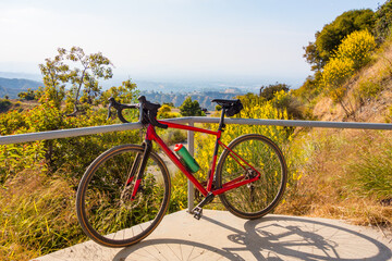 Fototapeta premium Gravel bike at scenic view point in the Santa Monica Mountains on San Vicente Mountain