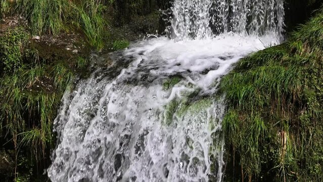 Small waterfall at the Traunfall, River Traun, Roitham am Traunfall, Traunviertel, Upper Austria, Austria, Europe