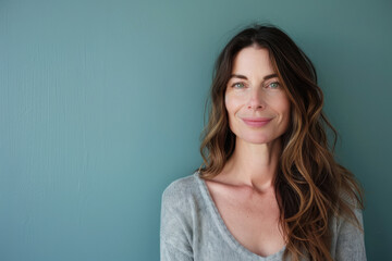 Fototapeta premium A close up portrait of a woman with a subtle smile