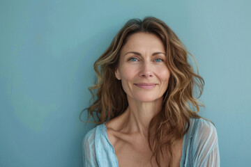 Fototapeta premium A close up portrait of a woman with a subtle smile