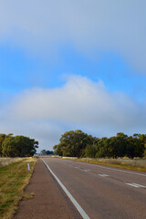 A vie of the Sturt Highway between Narrandera and Mildura in Australia.