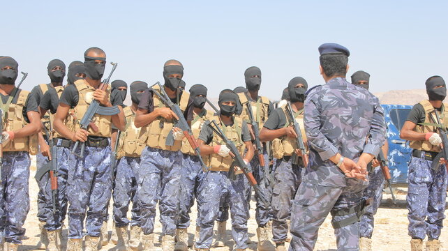 Military training. Yemeni forces during training to confront the Houthis. Countering terrorist organizations.