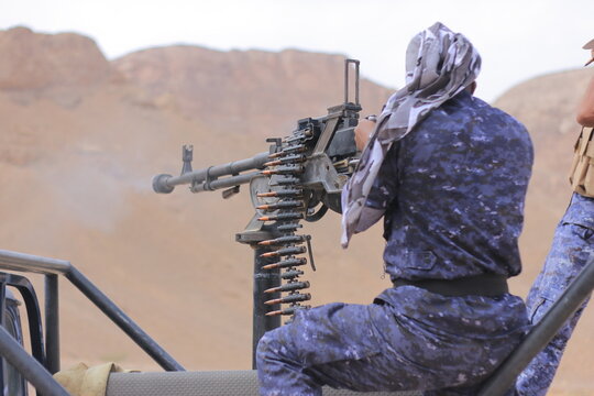 Military training. Yemeni forces during training to confront the Houthis. Countering terrorist organizations.
