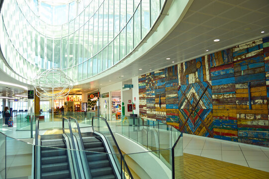 Terminal dell'Aeroporto di Bari Palese. Aeroporto Internazionale di Bari. Aeroporti di Puglia. Aeroporto della Puglia a Bari, Italia