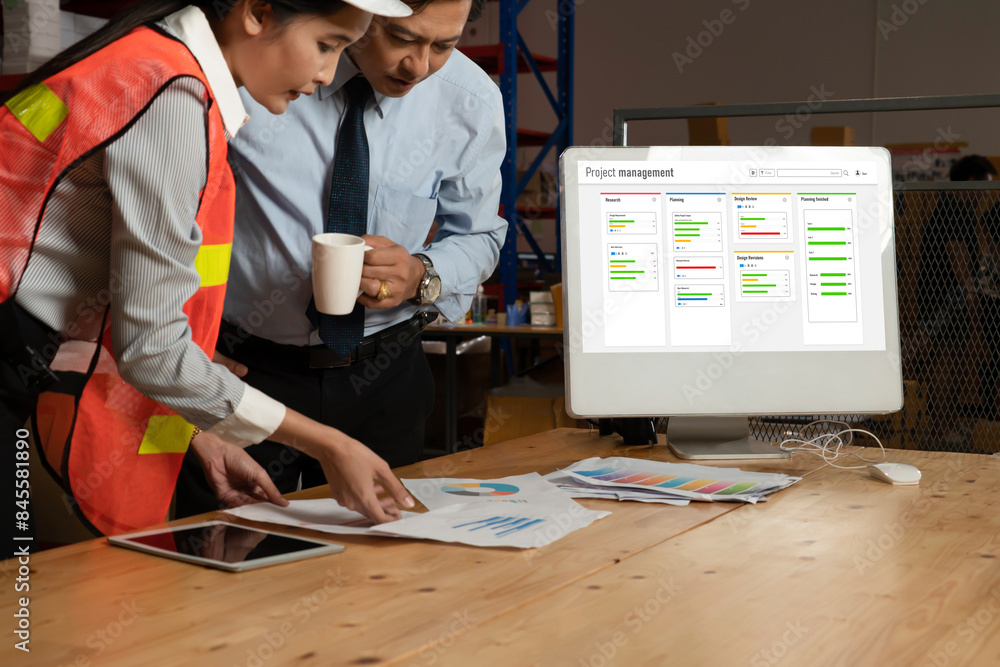 Poster project planning software for modish business project management on the computer screen showing time