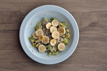 prato com aveia e banana 