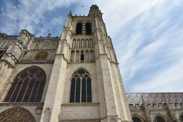 Fototapeta premium Tour de la cathédrale de Sens en Bourgogne. France