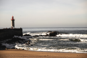 ocean waves by the beach