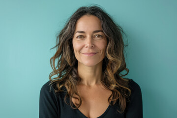 Fototapeta premium A close up portrait of a woman with a subtle smile