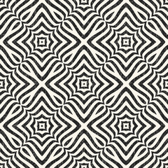 Monochrome Grain Ornate Grid Pattern