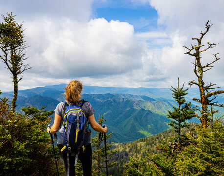 Female Hiker Enjoying View From Cliff Top Viewpoint on Mt. LeConte, Great Smoky Mountains National Park, Tennessee, USA