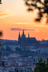Obraz premium Prague castle, cathedral in prague, Czech architecture, Czechia sunset, beautiful city