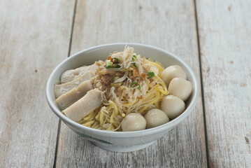 fish ball noodles